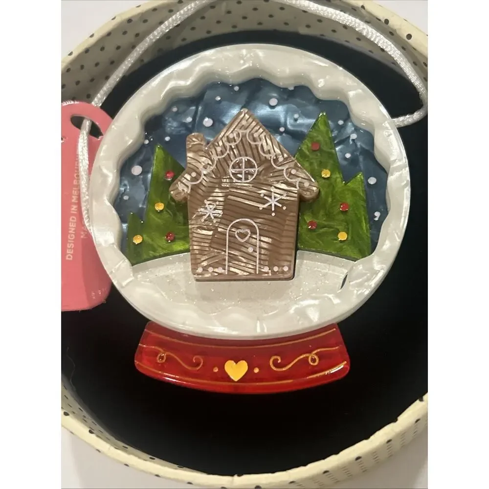 Erstwilder brooch - Seasons Greetings - Snow Globe - 2017 Kitchy Christmas BNIB
